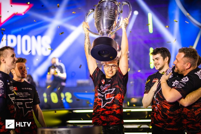 不仅是懊悔 不仅是懊悔